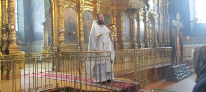 Божественная литургия в день Димитриевсой родительской субботы