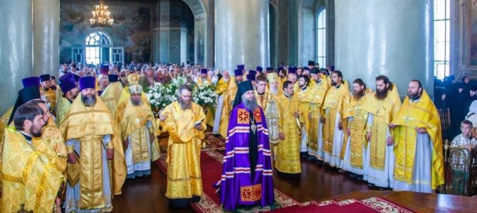 В Тамбовской митрополии состоялись торжества, приуроченные к дню памяти святителя Питирима, епископа Тамбовского, и Собора Тамбовских свят